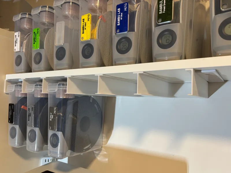 Filament Drybox Hanger