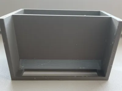 Kitchen holder and squeezer for your sponge