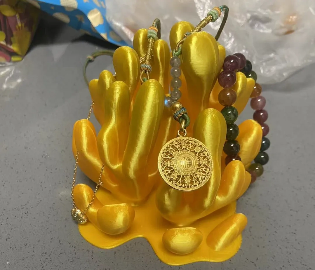 聚宝黄金珊瑚摆件 招财进宝 （首饰挂架）