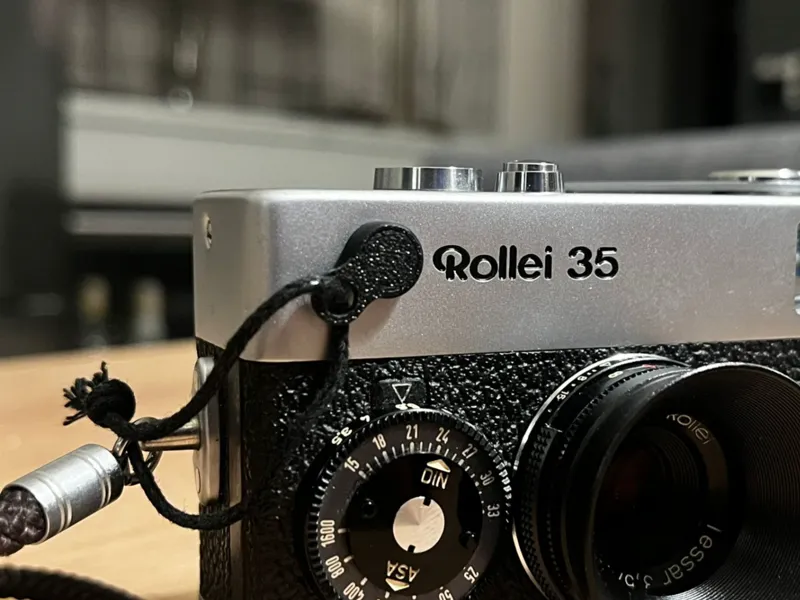 Rollei 35 light meter cover