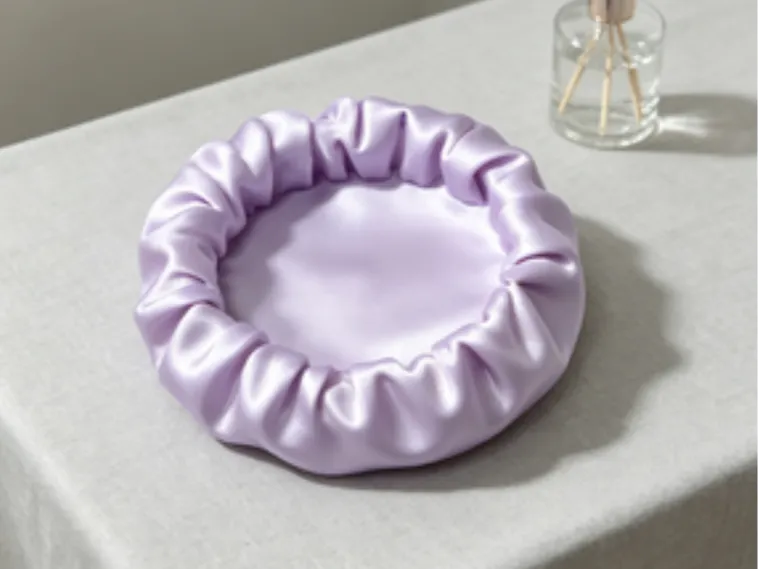 Folded texture tray