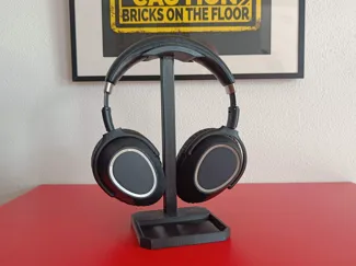 Simple headphone stand 