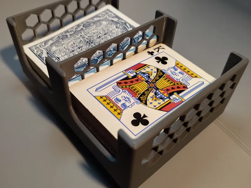 Playing card passer