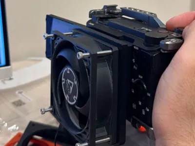 Mount for a 80x80 PC Fan on Sony A7