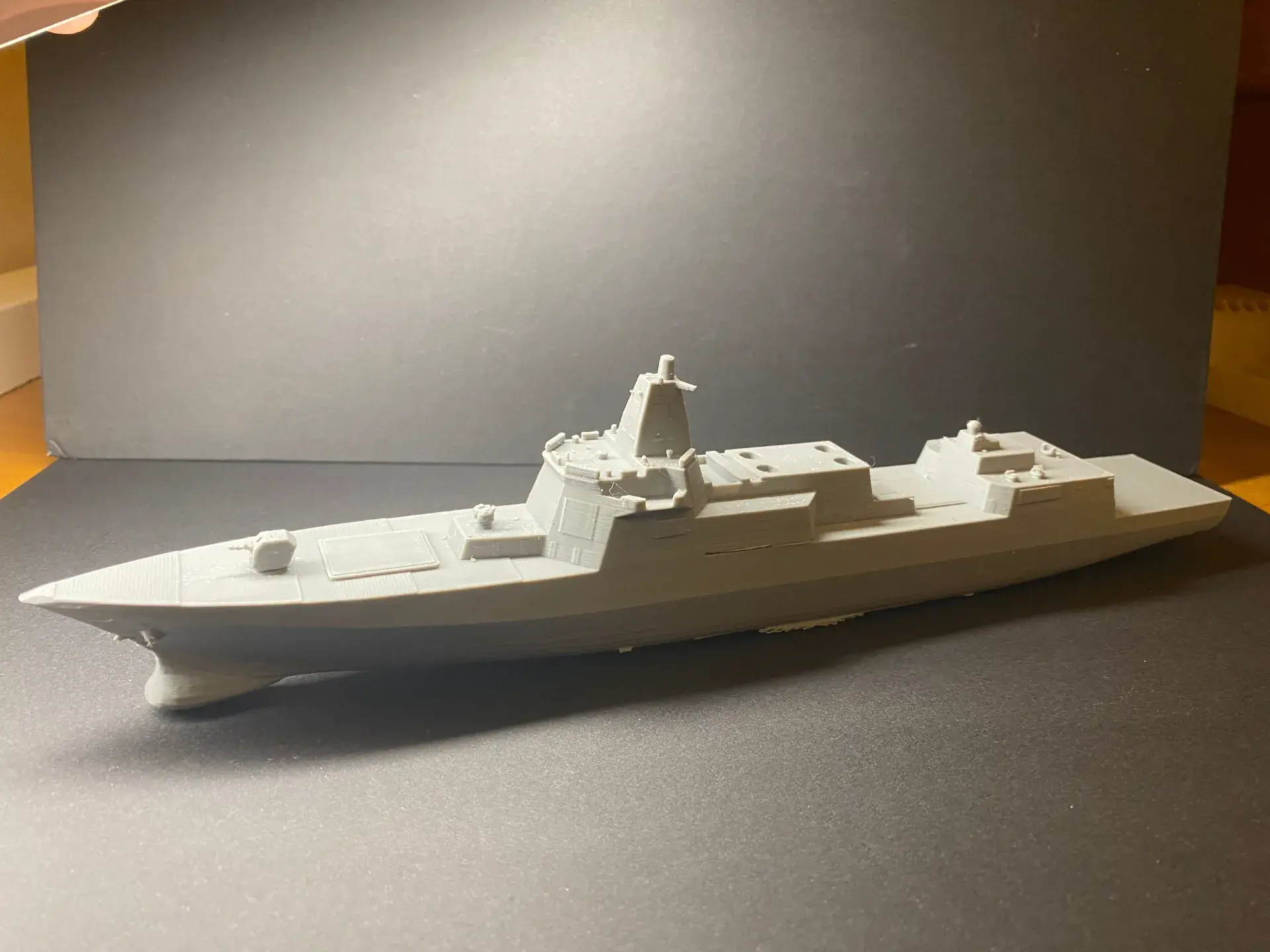 Miniatura 1 do modelo 3D 055大驱 055型驱逐舰 30厘米整体