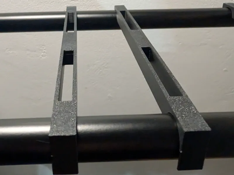 Small spool adapter for filament storage rack 