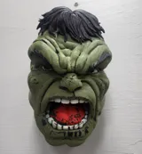 Бюст Hulk в зелено