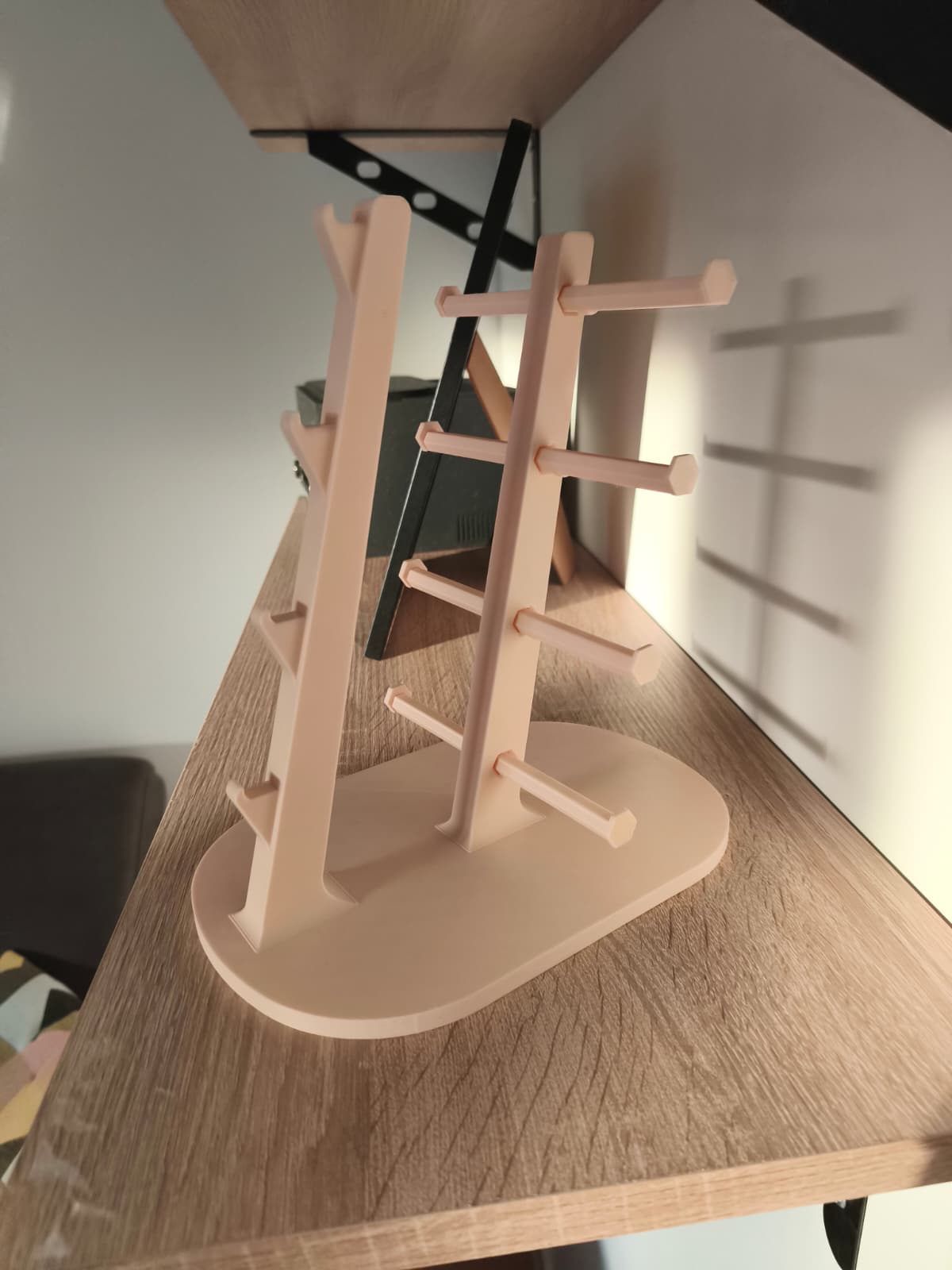 Miniatura 2 do modelo 3D Sunglasses stand