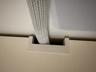 Passe-câble meuble