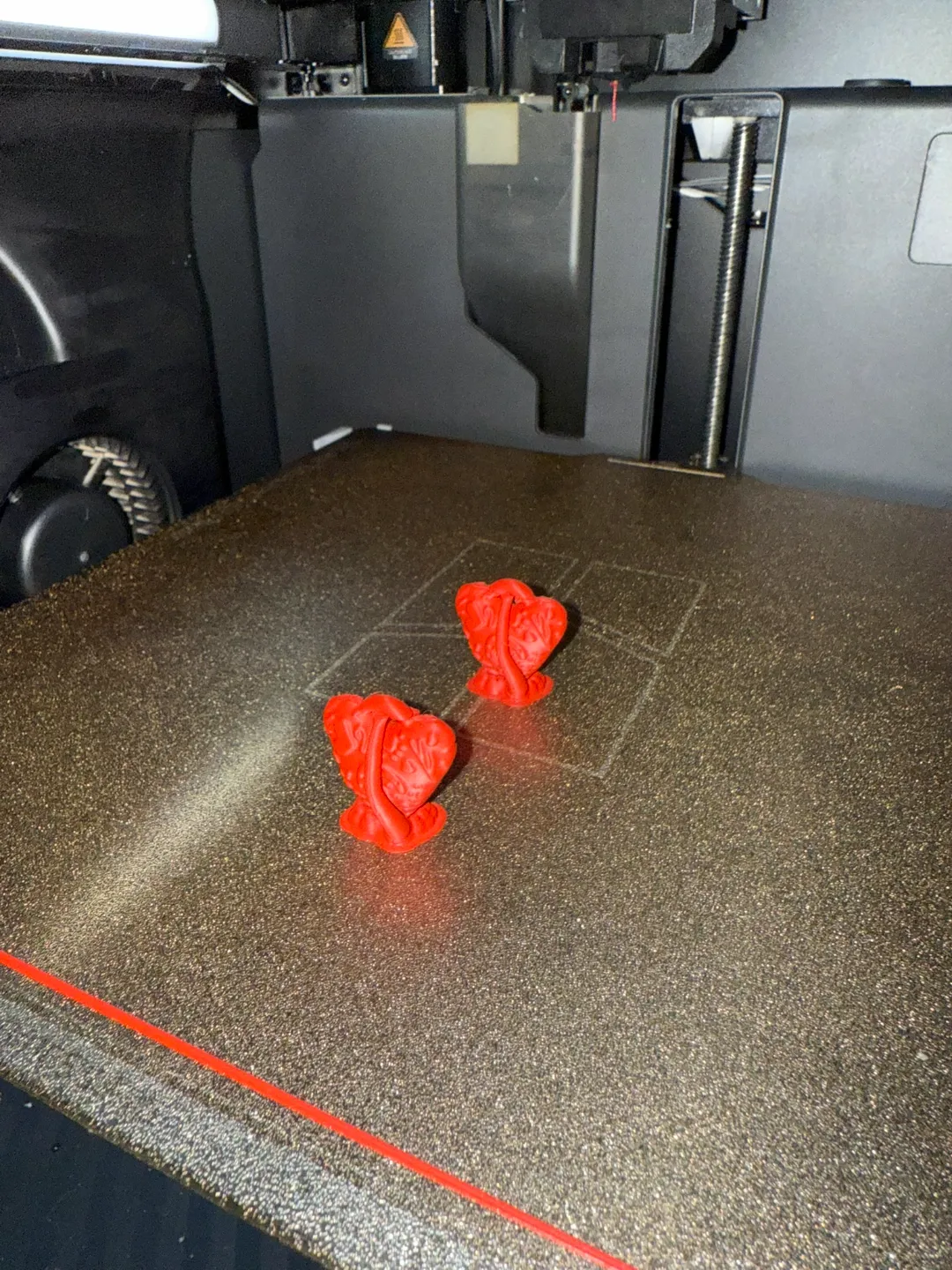 Heart earrings view 3