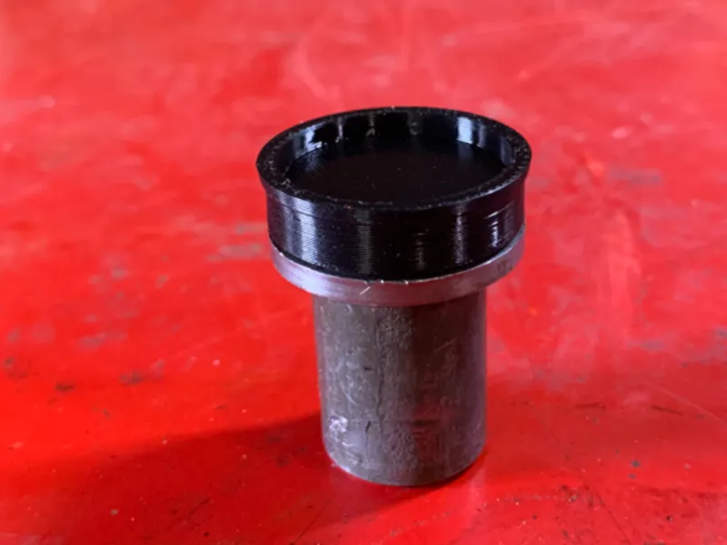 Hydraulic seal for porta power wedge piston.
