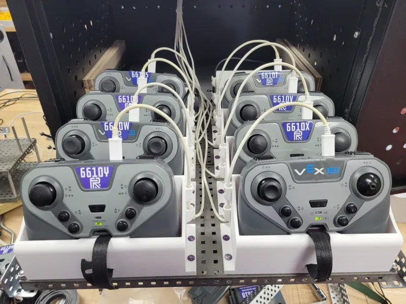 Vex IQ Controller stand, build plate mountable