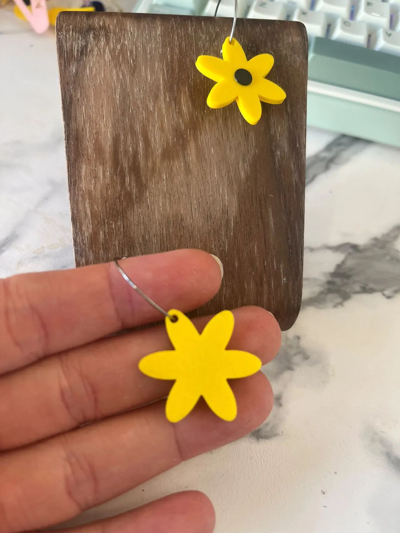 Pendientes flor view 2