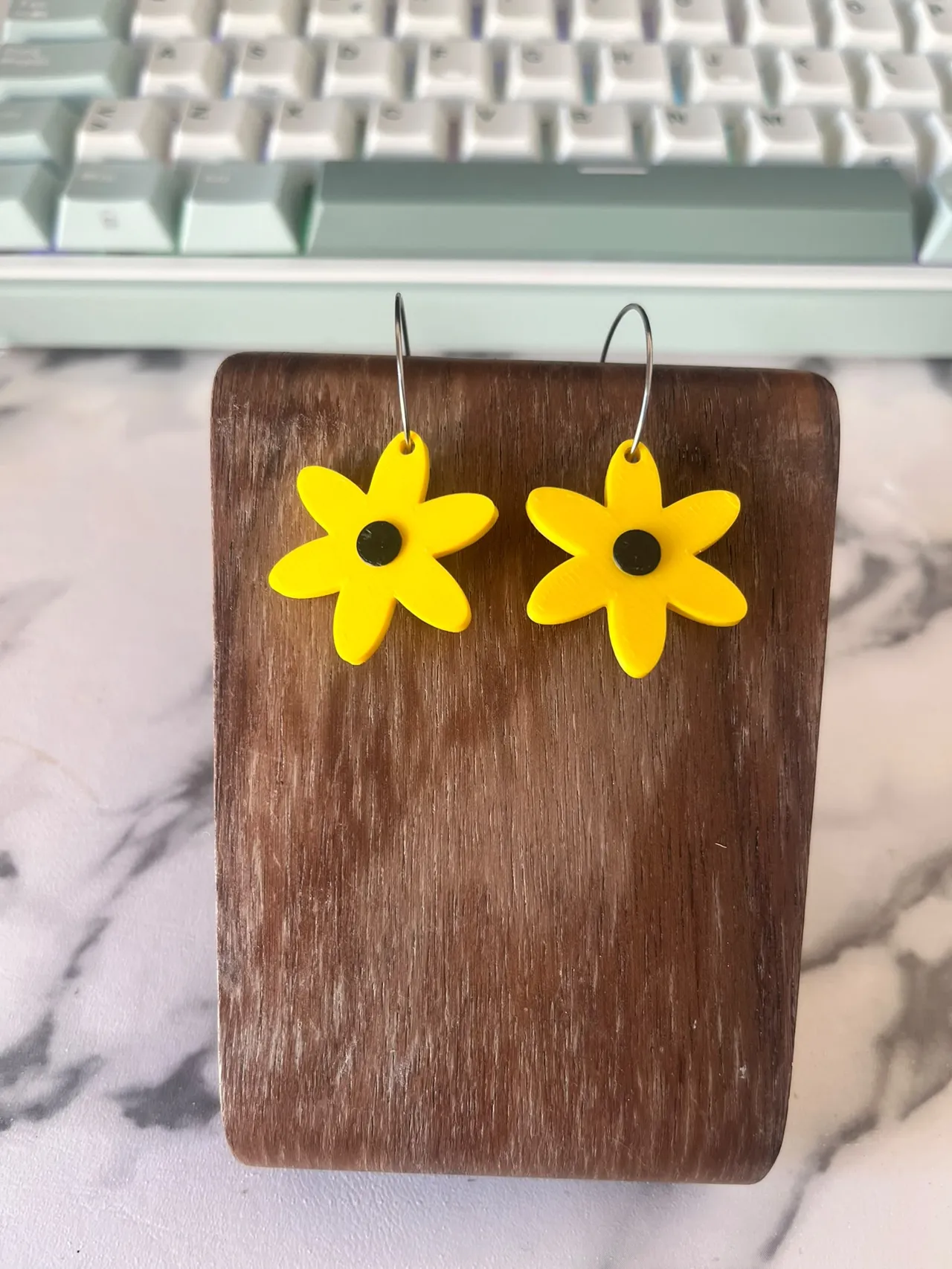 Pendientes flor view 4