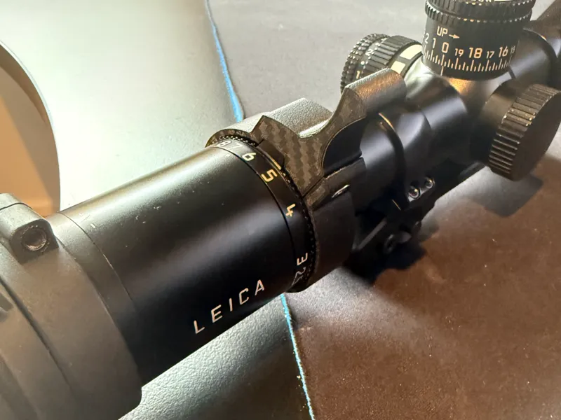 Leica Amplus 6 2.5-15x56 Throw lever