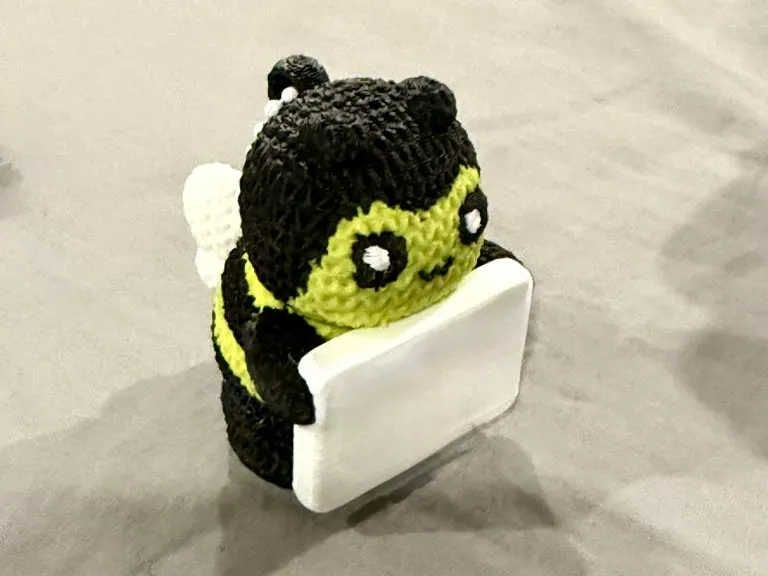 Knitted Bee Holding Sign (with Chain Loop)