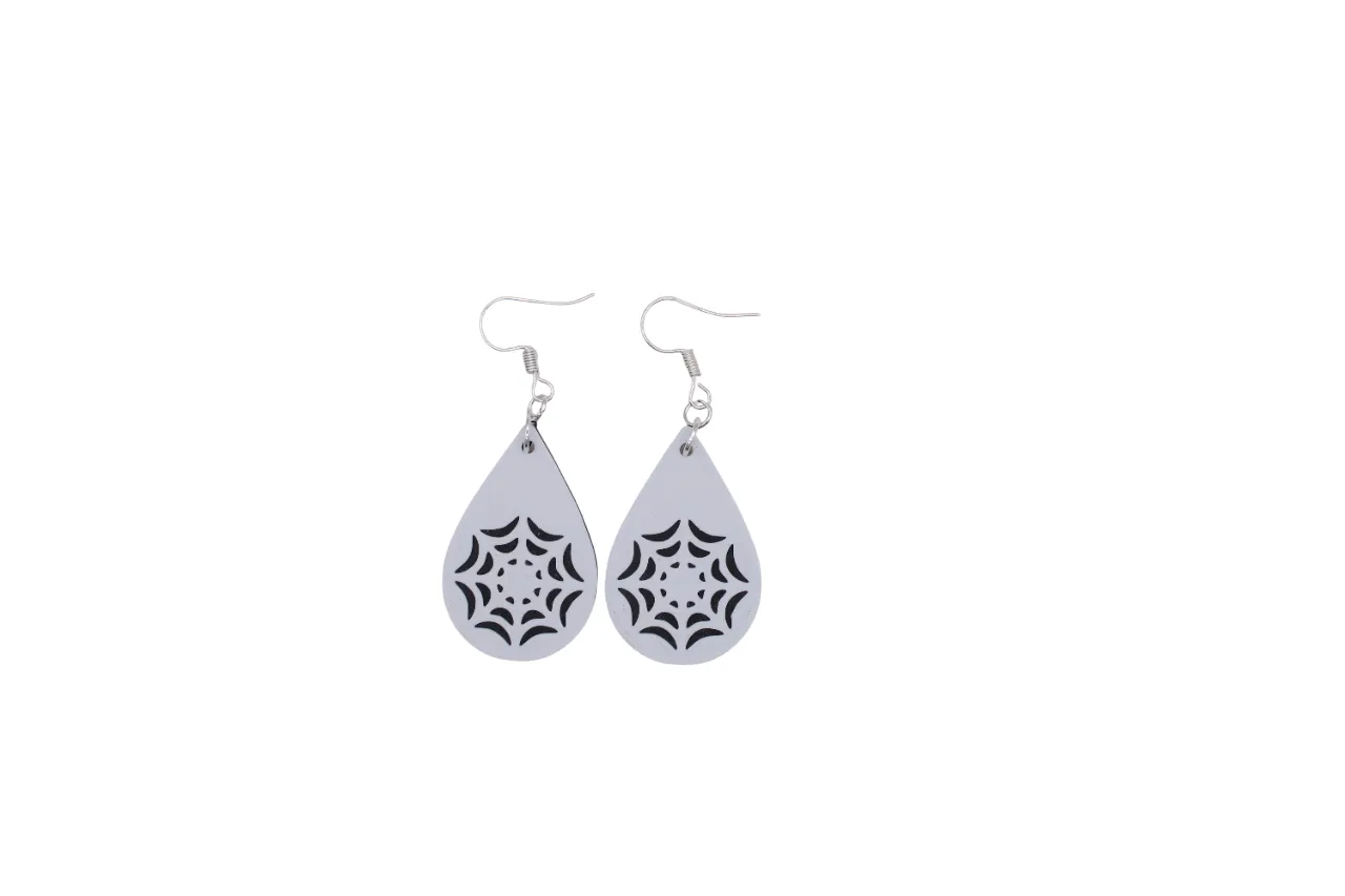 Halloween Earrings pt 10 - Spider webs view 3
