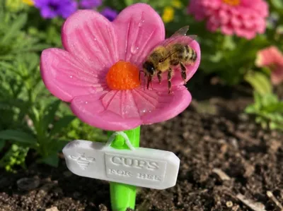Bee Watering Station – Bee Water cup