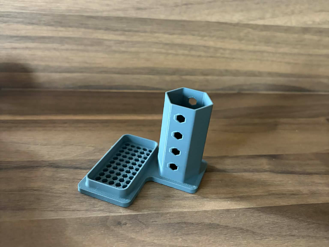 OneBlade Intimate Holder – Minimalist Stand