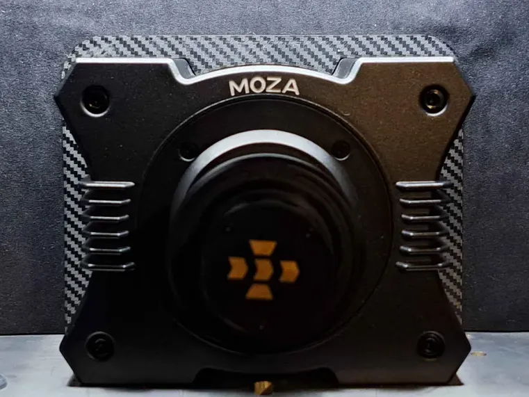 Moza R9 surround light blocker