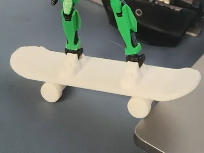 Dummy 13 Working Skateboard