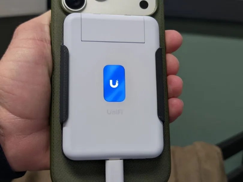 Unify Travel Router UniFi Travel Router (UTR) | MagSafe Mount Case - Free 3D Print Model ...