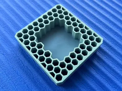 Head Storage Box