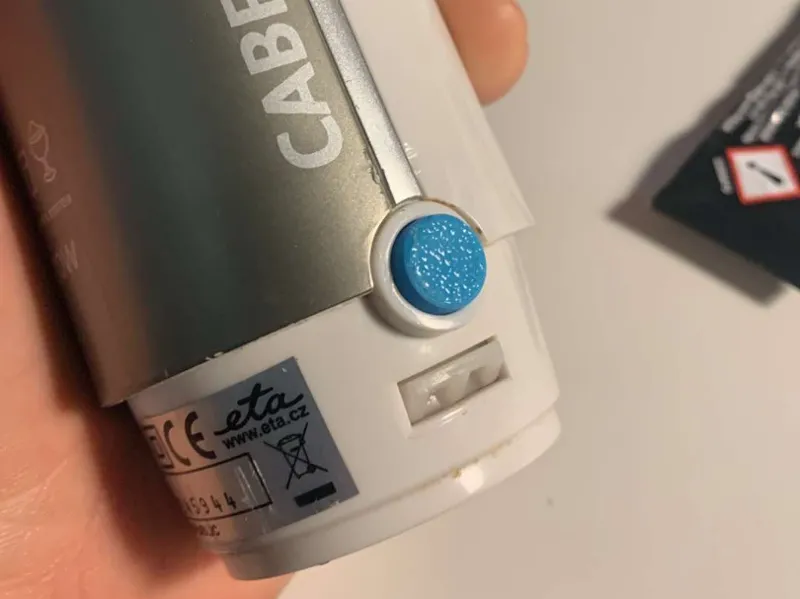 Eta Cabero - blender - spare button