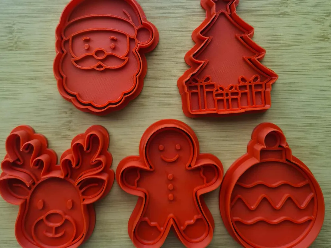 Emporte-pièces de Noël traditionnels