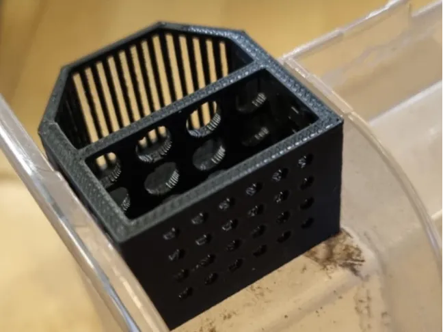 Fluval hangon breederbox outlet strain Frysafe