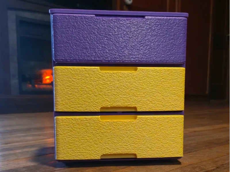 Small organizer/Doll cloths dresser