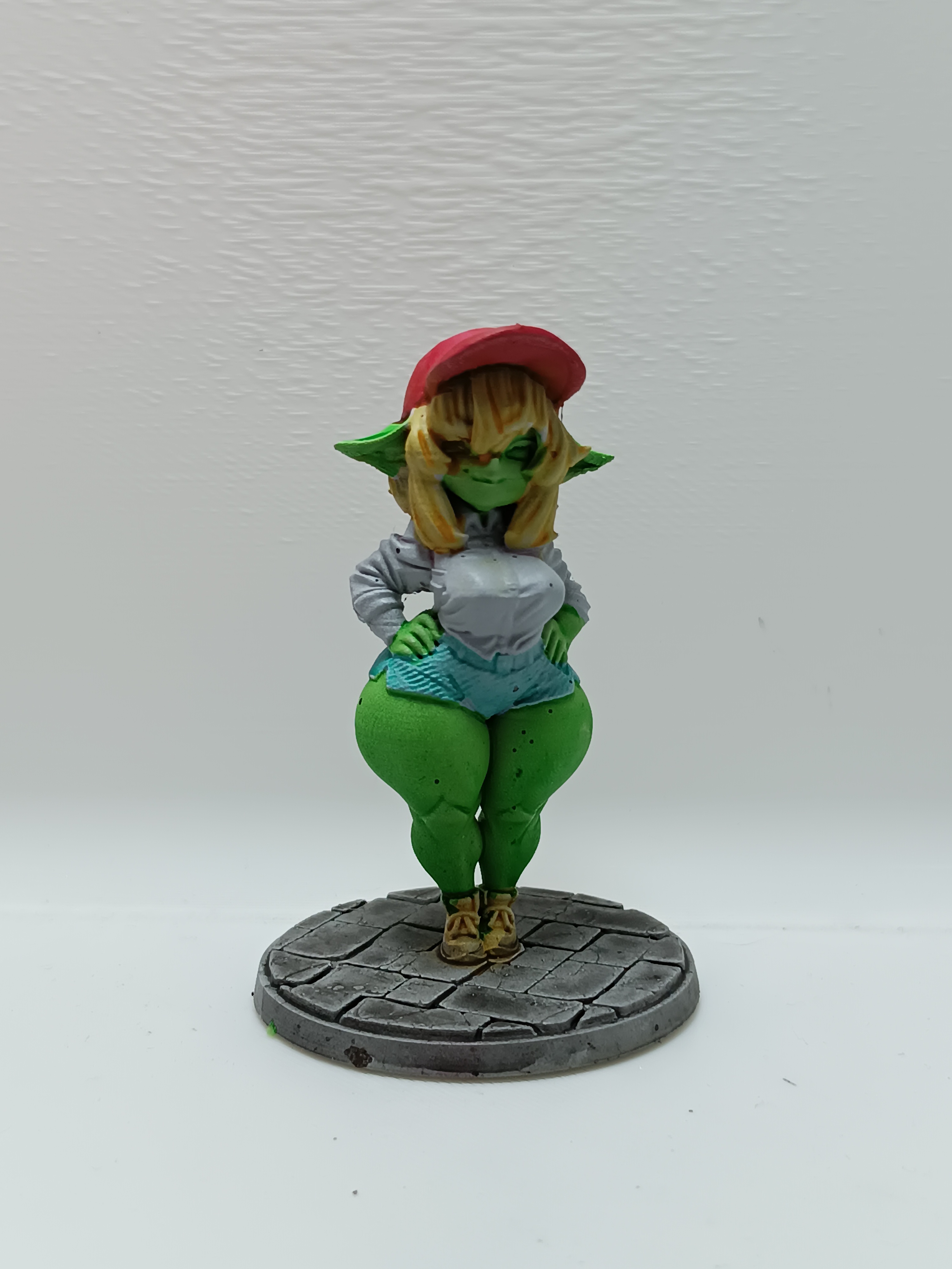 Miniatura 1 do modelo 3D supportless goblin pinup
