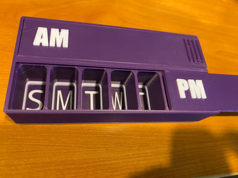 Pill dispenser - 7-day / weekly AM and PM