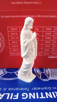 Figurine de Jésus en prière — photo 3