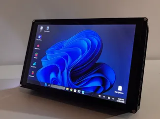 Raspberry Pi 5 Portable Enclosure