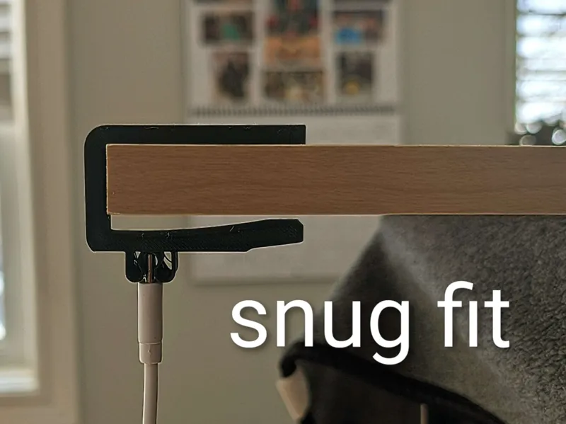 Cable Holder for USB-C
