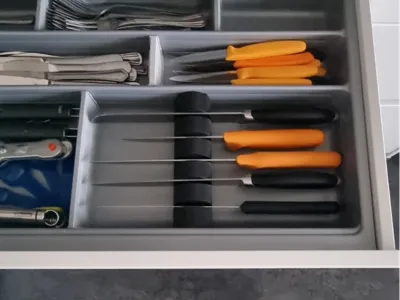 Knife holder for DanKuchen