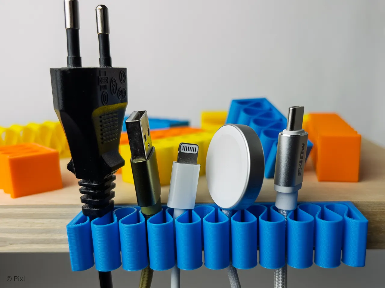 universal cable holder V2 view 2