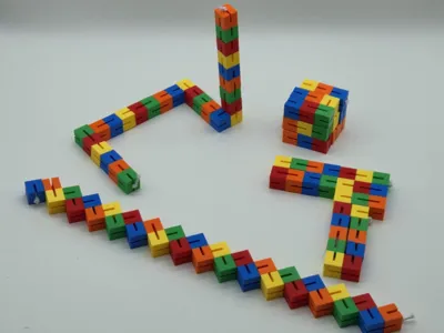 FidgetCubes – Twist, Bend & Build Anything!