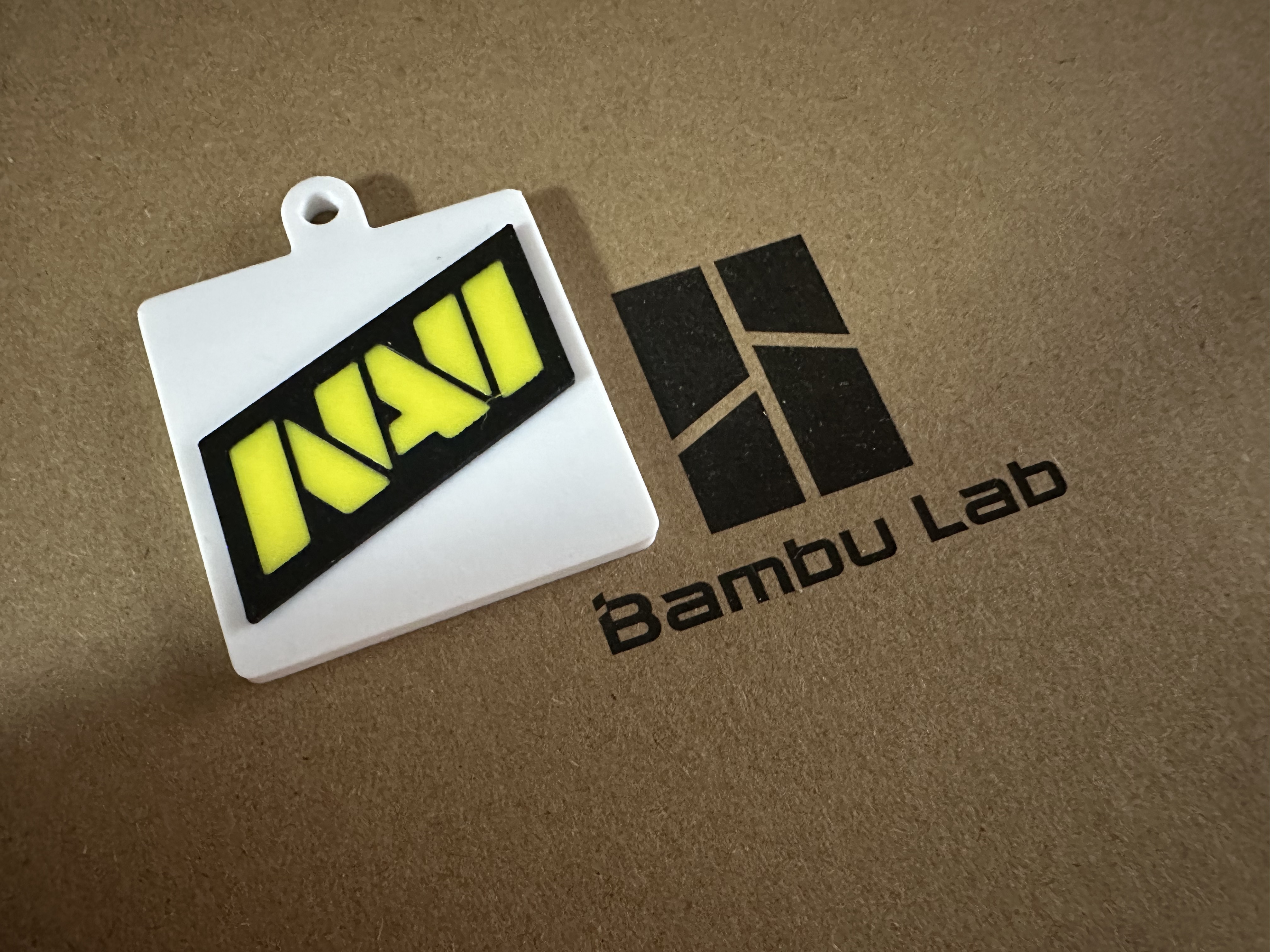 Miniatura 7 do modelo 3D CS2战队钥匙扣