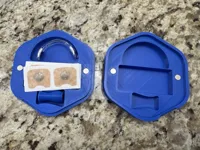 Larger space for rectangular refills