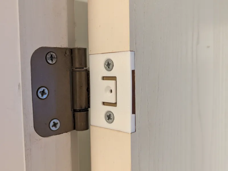 Door Snap-In Hinge Backplate Replacement