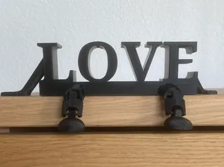 Love sitzend
