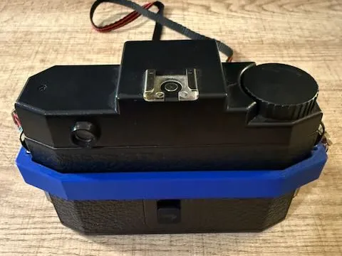Holga 120 film cover retainer 