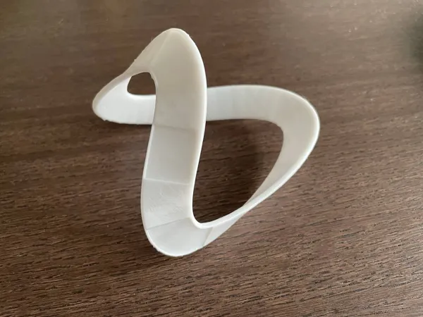 https://makerworld.bblmw.com/makerworld/model/US9fa415415e6d93/design/6cefec8c73b555b4.jpg