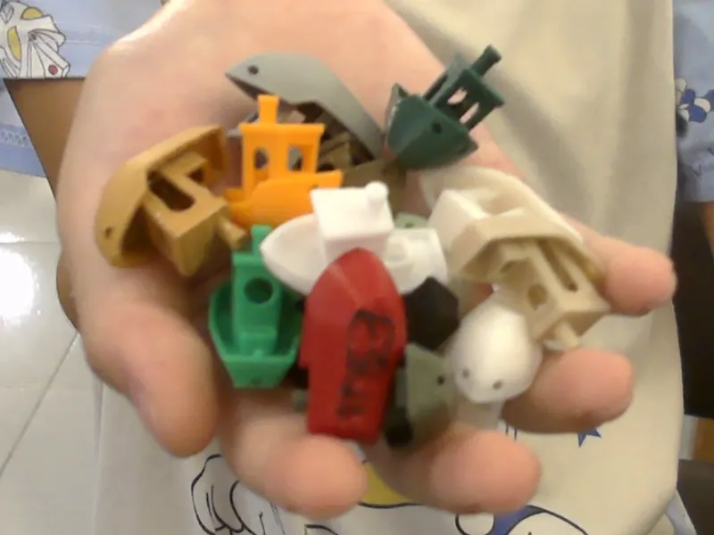 Tiny benchy / bite-sized benchy(not for eating)