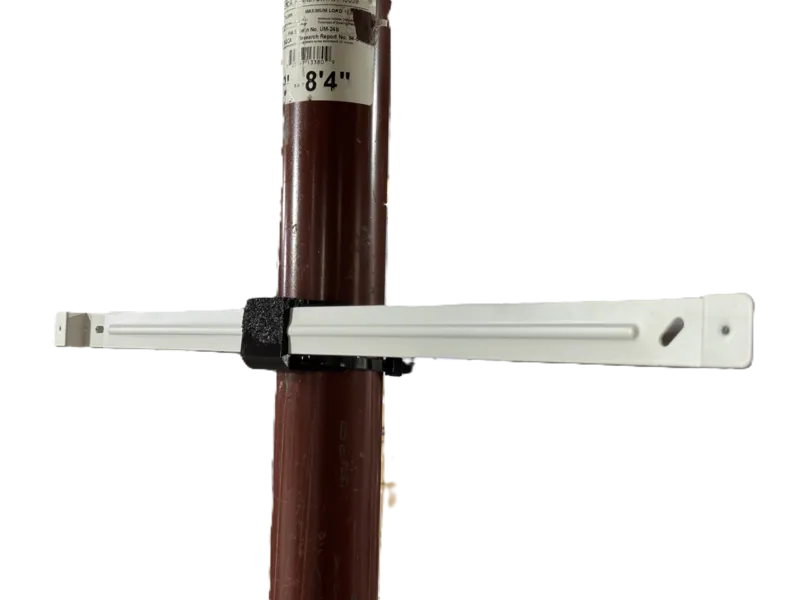 Non destructive Pole mount for skadis pegboards