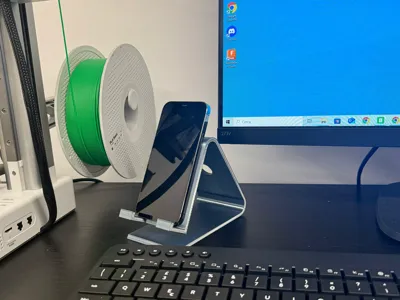 Simple Desk Phone Stand (Perfect for Beginners)