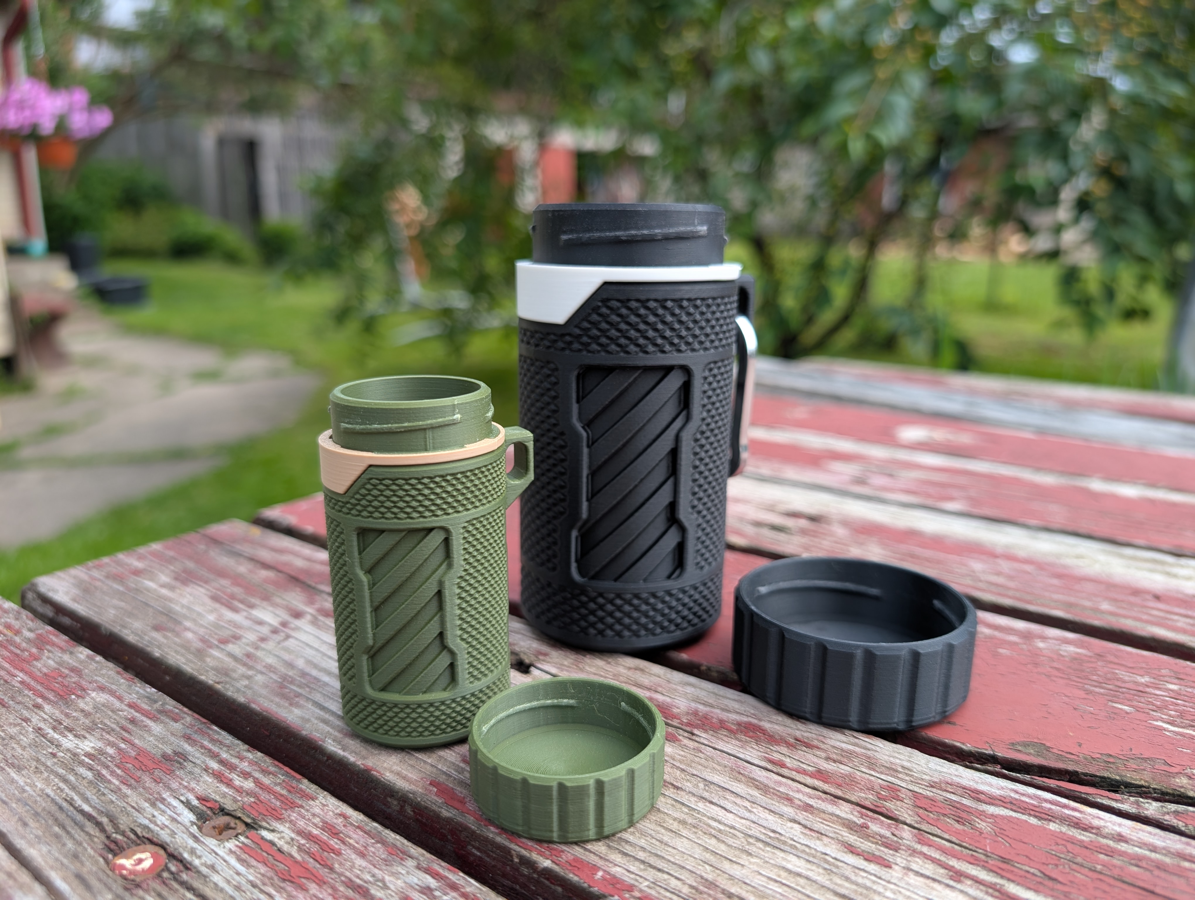 Miniatura 2 do modelo 3D Outdoor Container