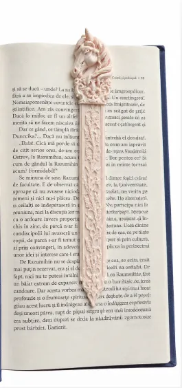 Accesorio de lectura: Gothic Horse Bookmark – Ornate Design — vista de referencia 4